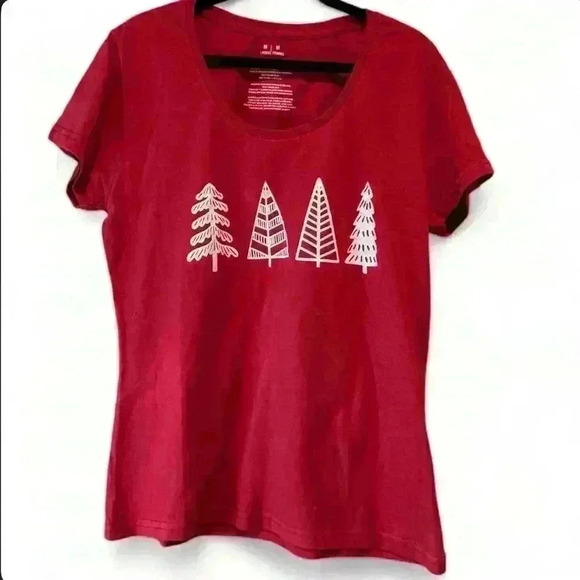 Christmas Trees Women's Red Graphic T-Shirt Size medium - Picture 1 of 3